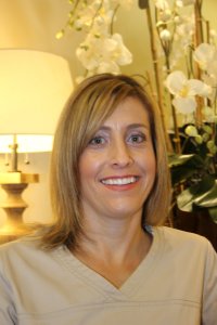 Jennifer Camp, Registered Dental Hygienist - Advanced Periodontics Implant Center